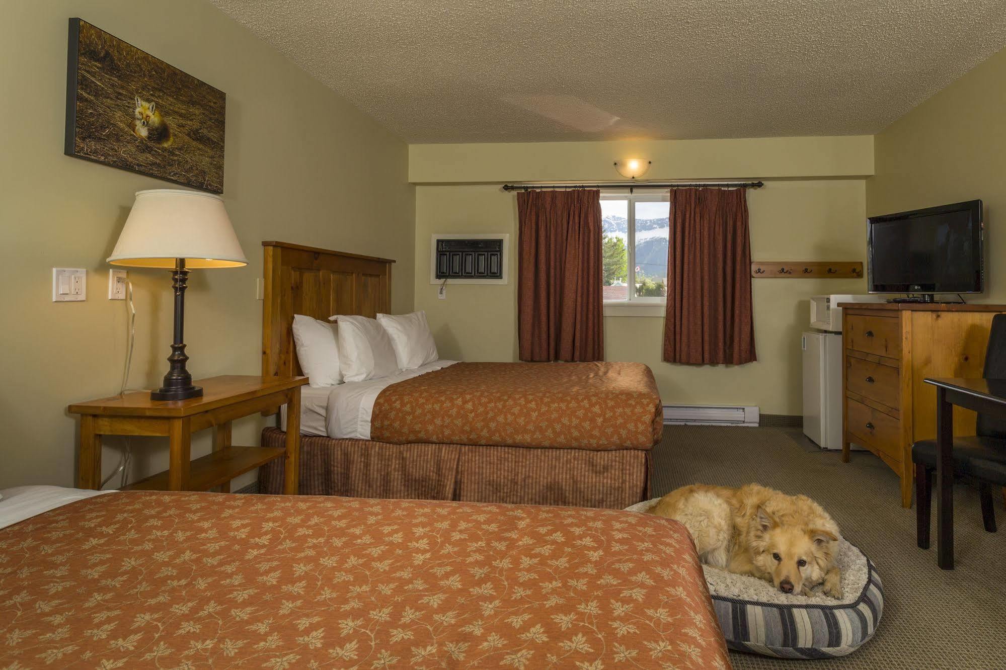 Hotel Red Tree 3*